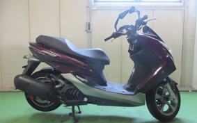 YAMAHA MAJESTYS SG28J