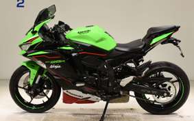 KAWASAKI ZX-25R ZX250E