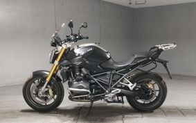 BMW R1200R 0A04