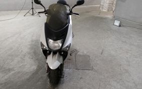 YAMAHA MAJESTY 125 SE27