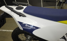 HUSQVARNA 701ED 2019