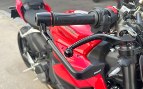 DUCATI  DUCATI  STREET  FIGHTER V2 2025 3F00