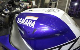 YAMAHA YZF-R1 2001