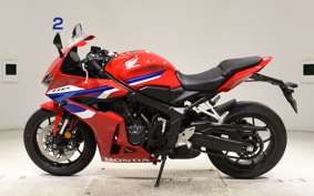 HONDA CBR650R E-Clutch 2025 RH17