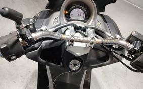 YAMAHA N-MAX 125 SE86J
