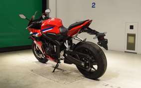 HONDA CBR650R E-Clutch 2024 RH17