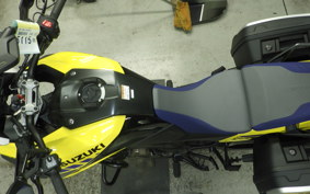 SUZUKI Vｽﾄﾛｰﾑ1050XT 2021 EF11M