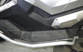 HONDA X-ADV 750 2018 RC95