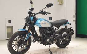 DUCATI SCRAMBLER ICON 2025