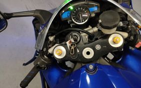 YAMAHA YZF-R1 RN20