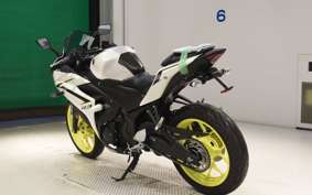 YAMAHA YZF-R3 2019