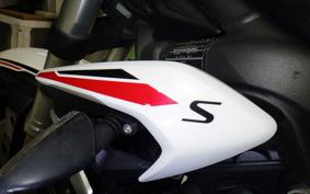 TRIUMPH STREET TRIPLE S 2020