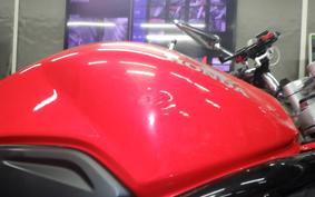 HONDA VTR 250 Gen. 2 2010 MC33