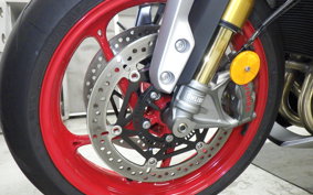 TRIUMPH STREET TRIPLE RX 2026