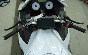 KAWASAKI ZZ1400 NINJA R A 2007 ZXT40B