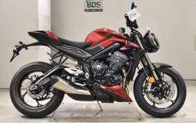 TRIUMPH STREET TRIPLE RS 2025