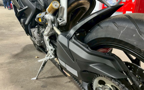 DUCATI DUCATI  STREET  FIGHTER V2 2023 3F00