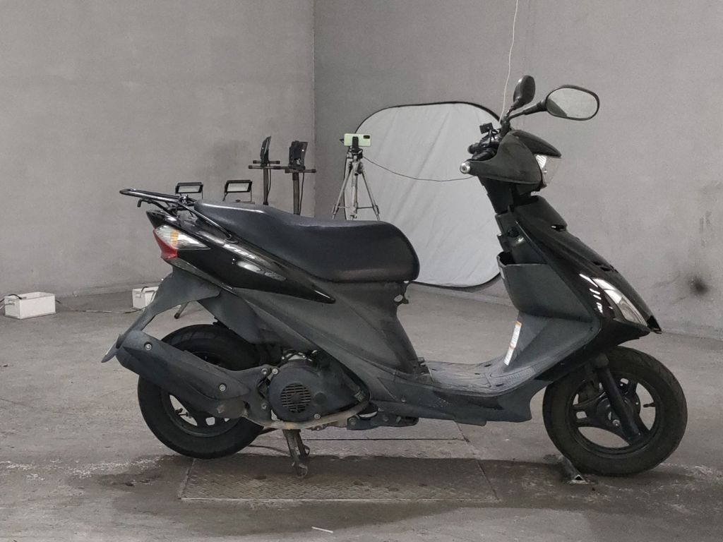 Фото Suzuki ADDRESS V125 с японского аукциона