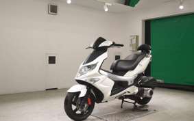 PGO G-MAX220