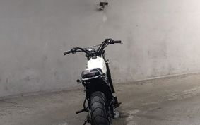 YAMAHA TW225 DG09J