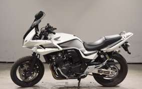 HONDA CB400 SUPER BOLDOR VTEC 2011 NC42