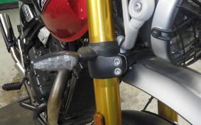 TRIUMPH SCRAMBLER 400X 2024