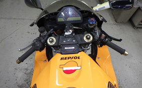 HONDA CBR1000RR 2005