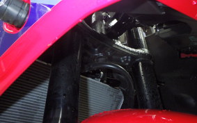 HONDA CBR650R E-Clutch 2025 RH17