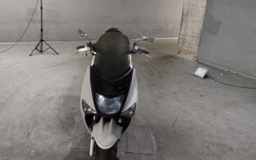 YAMAHA MAJESTY 125 SE27