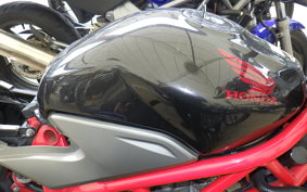 HONDA VTR 250 Gen. 2 2025 MC33