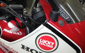 HONDA CBX550F INTEGRA 2026 PC04