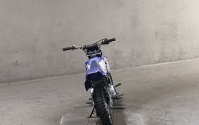 YAMAHA TT-R90 CB03W