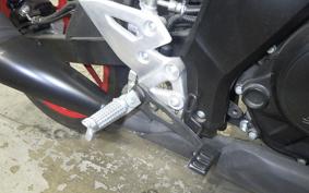 SUZUKI GSX-R125 1996 DL32D