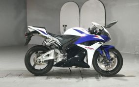 HONDA CBR600RR 2011 PC40