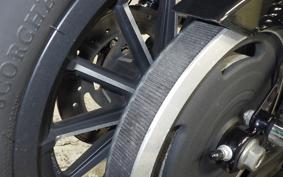 HARLEY XL883N 2013