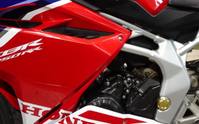 HONDA CBR250RR ABS MC51