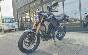 HONDA CB250R MC52
