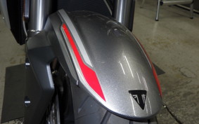 TRIUMPH STREET TRIPLE RS 2020