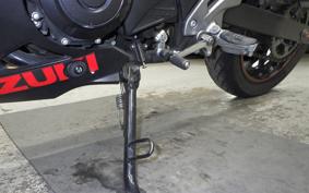 SUZUKI GSX250RA