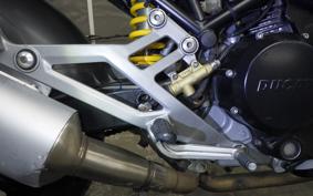 DUCATI MONSTER 400 IE 2005