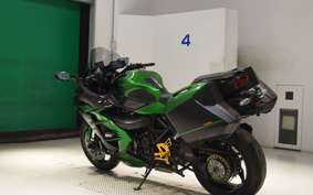 KAWASAKI NINJA H2 SX SE 2018 ZXT02A