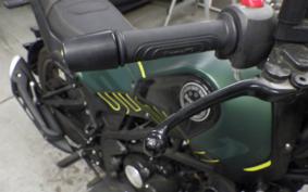 BENELLI レオンチーノ125