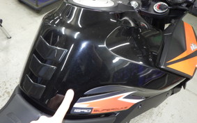 KTM 1290 SUPER DUKE GT 2019