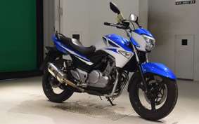 SUZUKI GSR250 2019