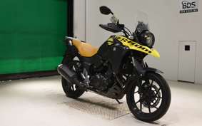 SUZUKI Vｽﾄﾛｰﾑ250 2022