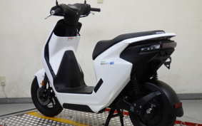 HONDA EM1 e: EF16