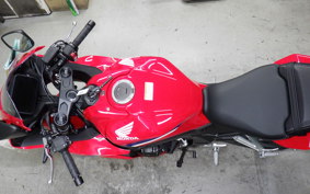 HONDA CB650R E-Clutch 2026 RH17