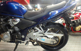 SUZUKI BANDIT1200S 2001 GV77A
