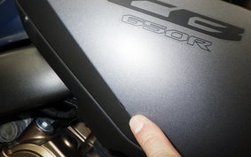 HONDA CB650R 2023 RH03