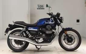 MOTO GUZZI V7 SPECIAL 2023
